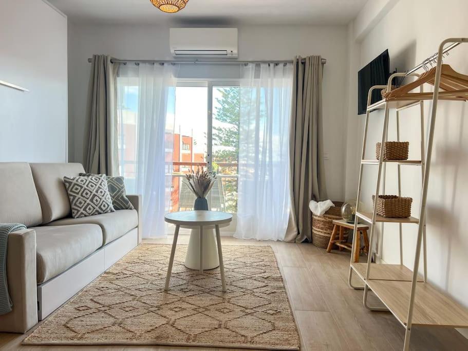 Studio Hola Arenal Platja de Larenal Esterno foto